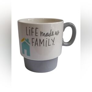 ❤️ Hallmark White And Gray Life Made Us Family Mug